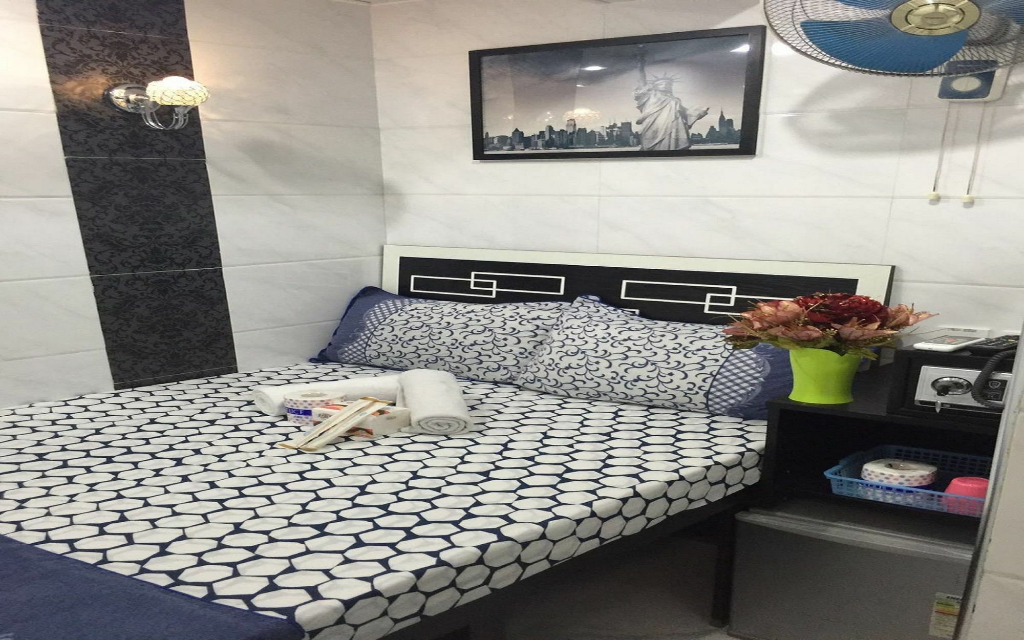 Skystar Hostel Hongkong Exteriör bild